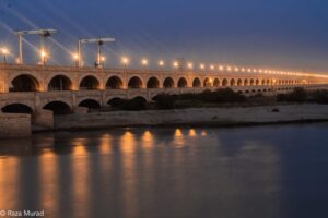 The-66-gates-of-SUKKUR-BARRAGE