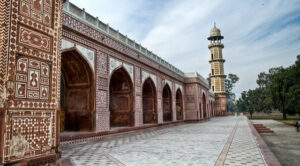 Emperor-Jahangirs-tomb-a-fine-piece-of-Mughals-architecture