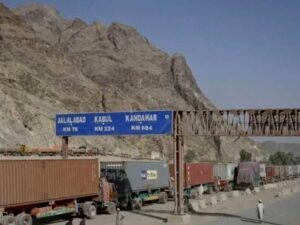 Pak-Afghan-Border-near-Chaman-Afghanistan