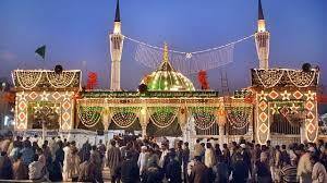 Shrine-of-Data-Ali-Hijvari-Lahore