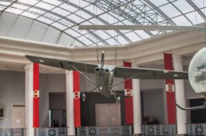 Airplane_in_the_Pakistan_Army_Museum-