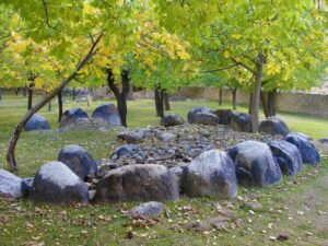  Closer-view-of-a-megalthic-grave-in-gupis-valley