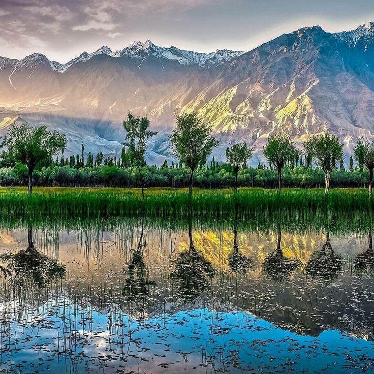  Katpana-Lake-Skardu-Gilgit-Baltistan.